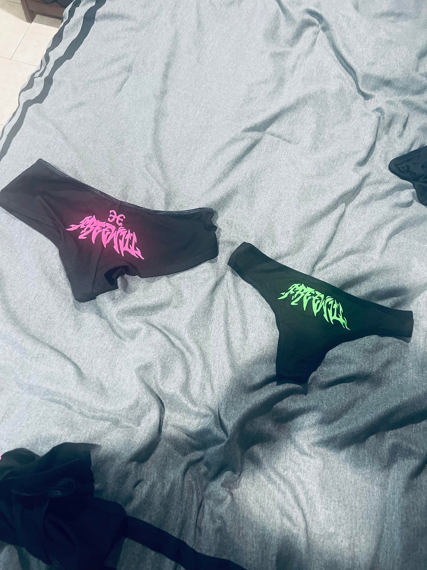 FREEWILL- THONG (BLK/NEON PINK/NEON GREEN)